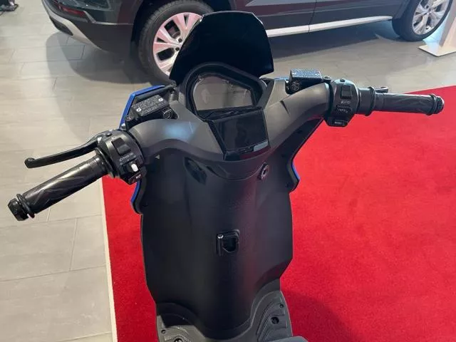 SEAT MÓ 125 ESCOOTER 125 de segunda mano