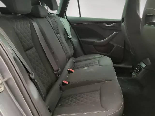 Skoda Kamiq 1.0 TSI Sport 81 kW (110 CV) de segunda mano