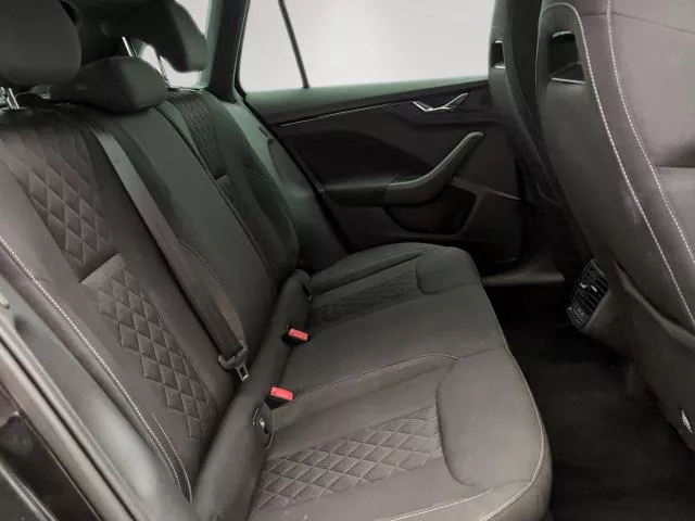 Skoda Kamiq 1.0 TSI Sport 81 kW (110 CV) de segunda mano