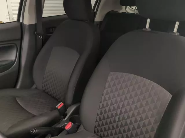 Mitsubishi Space Star 120 MPI Motion 52 kW (71 CV) de segunda mano