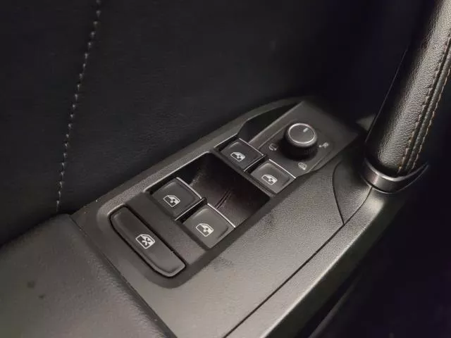 CUPRA León 1.5 eTSI DSG 110 kW (150 CV) de segunda mano