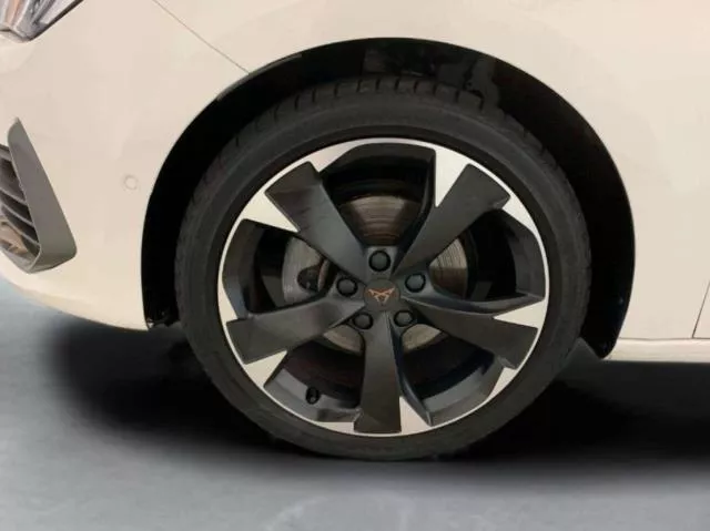 CUPRA León 1.5 eTSI DSG 110 kW (150 CV) de segunda mano