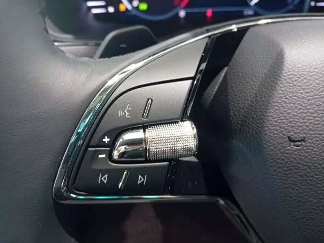 Skoda Superb 2.0 TDI Style DSG 110 kW (150 CV) de segunda mano
