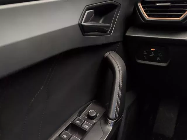 CUPRA León 1.5 eTSI DSG 110 kW (150 CV) de segunda mano