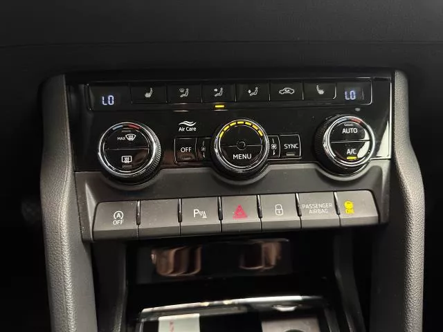 Skoda Karoq 1.5 TSI ACT Ambition DSG 110 kW (150 CV) de segunda mano