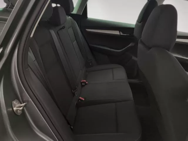 Skoda Karoq 1.5 TSI ACT Ambition DSG 110 kW (150 CV) de segunda mano