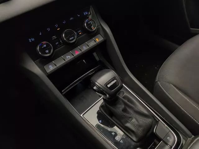 Skoda Karoq 1.5 TSI ACT Ambition DSG 110 kW (150 CV) de segunda mano