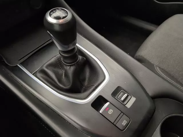 Nissan Qashqai DIG-T 140 N-Connecta 103 kW (140 CV) de segunda mano