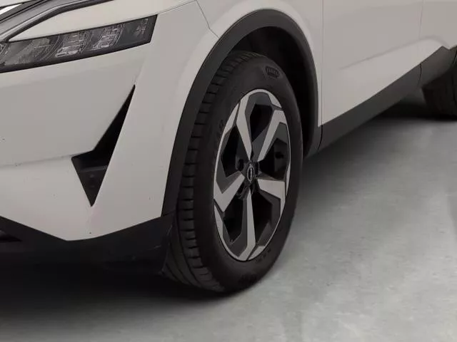 Nissan Qashqai DIG-T 140 N-Connecta 103 kW (140 CV) de segunda mano