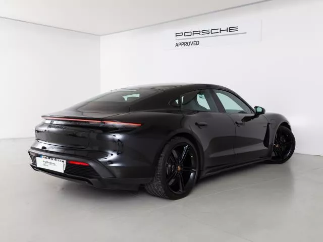 Porsche Taycan Turbo S 560 kW (761 CV) de segunda mano