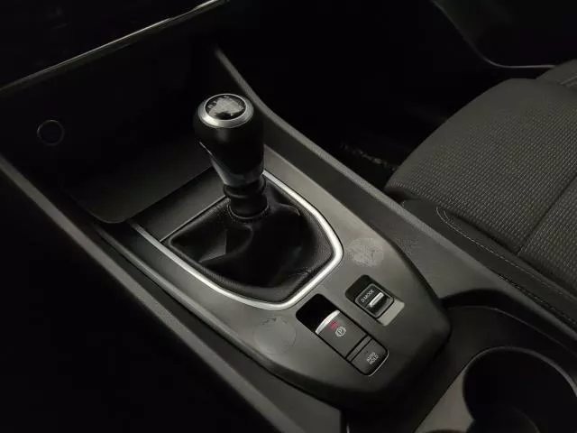 Nissan Qashqai DIG-T 140 mHEV Acenta 4×2 103 kW (140 CV) de segunda mano