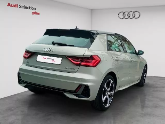 Audi A1 Adrenalin edition 30 TFSI 81 kW (110 CV) S tronic de segunda mano