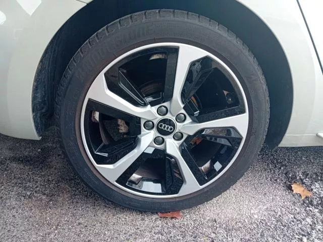 Audi A1 Adrenalin edition 30 TFSI 81 kW (110 CV) S tronic de segunda mano