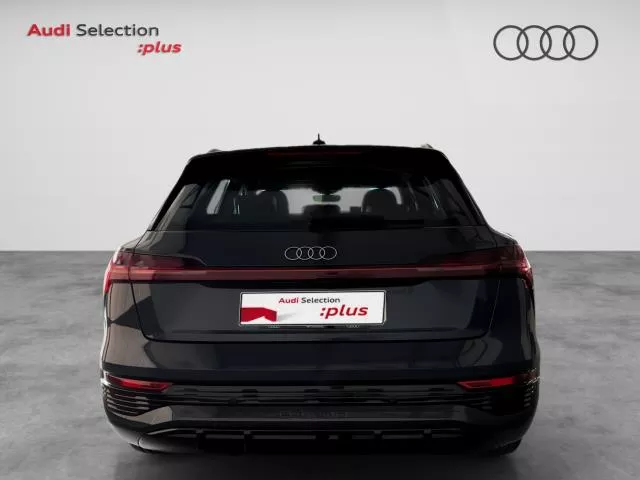 Audi Q8 S line 55 quattro 300 kW (408 CV) de segunda mano