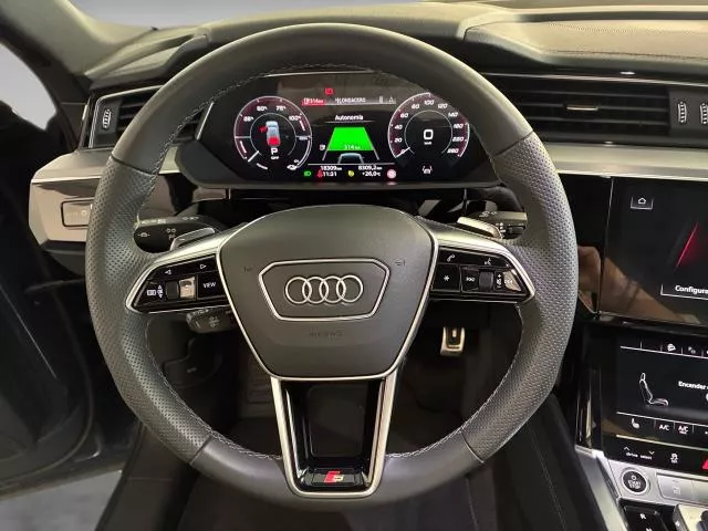 Audi Q8 S line 55 quattro 300 kW (408 CV) de segunda mano