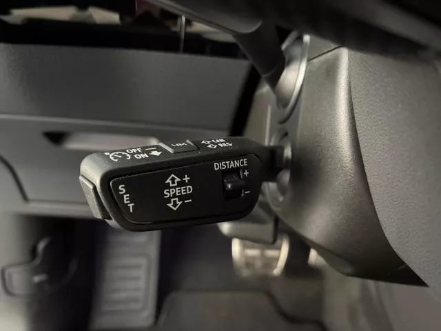 Audi Q8 S line 55 quattro 300 kW (408 CV) de segunda mano