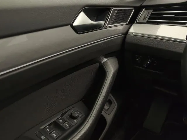 Volkswagen Passat Executive 2.0 TDI 110 kW (150 CV) de segunda mano