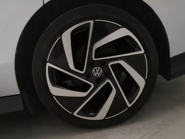 Volkswagen ID.7 Pro 77kWh Auto 210 kW (286 CV) de segunda mano