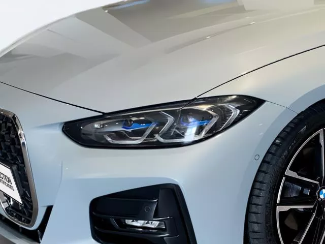 BMW Serie 3 420i Cabrio 135 kW (184 CV) de segunda mano