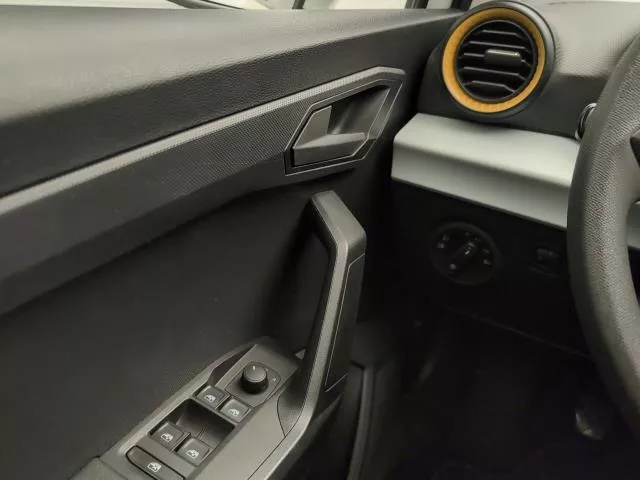 SEAT Ibiza 1.0 MPI Reference XL 59 kW (80 CV) de segunda mano