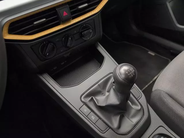 SEAT Ibiza 1.0 MPI Reference XL 59 kW (80 CV) de segunda mano