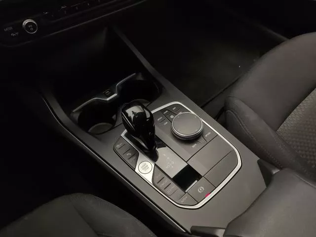 BMW Serie 1 118i 103 kW (140 CV) de segunda mano