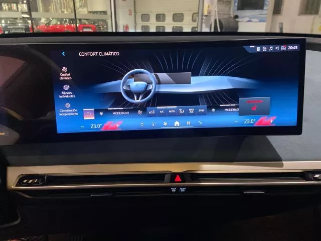 BMW iX xDrive40 240 kW (326 CV) de segunda mano