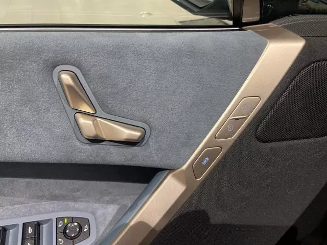 BMW iX xDrive40 240 kW (326 CV) de segunda mano