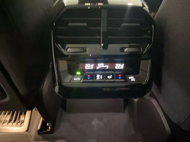 BMW iX xDrive40 240 kW (326 CV) de segunda mano