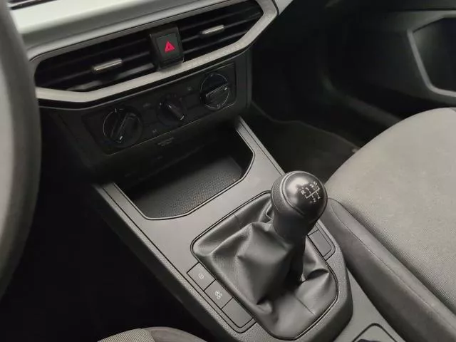 SEAT Ibiza 1.0 MPI Reference XL 59 kW (80 CV) de segunda mano