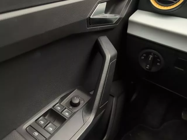 SEAT Ibiza 1.0 TSI Style XL 70 kW (95 CV) de segunda mano