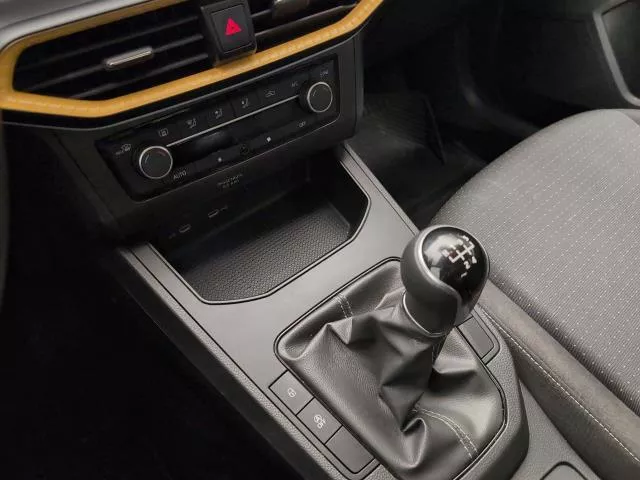 SEAT Ibiza 1.0 TSI S&S Style XM 70 kW (95 CV) de segunda mano