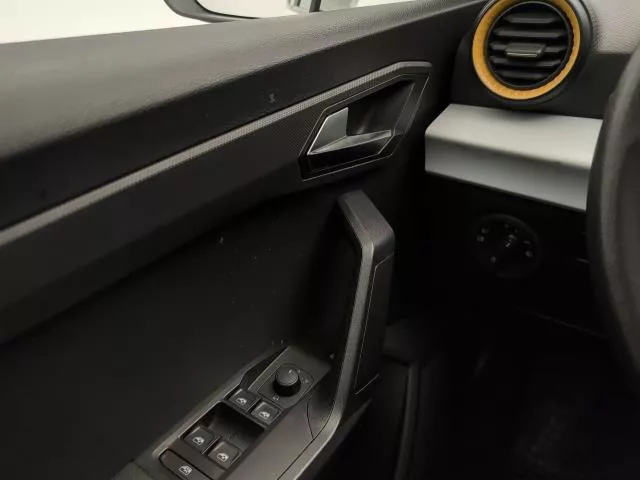 SEAT Ibiza 1.0 TSI Style XL 70 kW (95 CV) de segunda mano