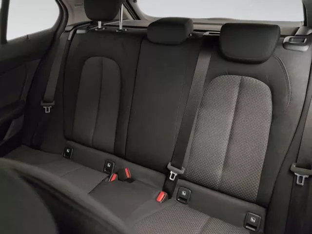 BMW Serie 1 118i 103 kW (140 CV) de segunda mano