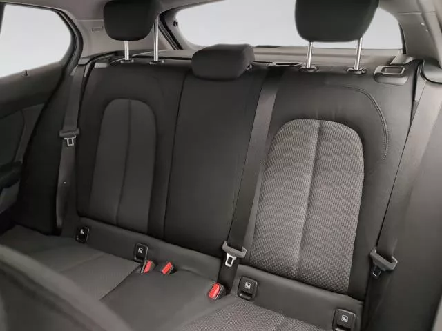 BMW Serie 1 118i 103 kW (140 CV) de segunda mano