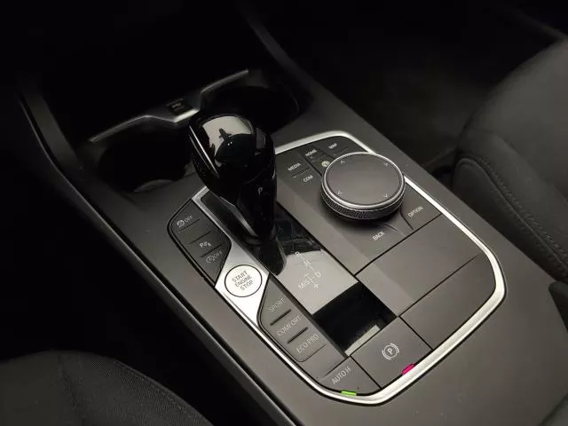 BMW Serie 1 118i 103 kW (140 CV) de segunda mano
