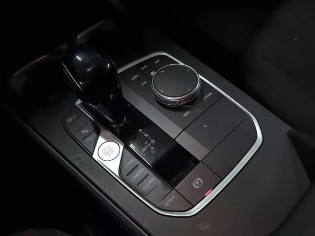 BMW Serie 1 118i 103 kW (140 CV) de segunda mano