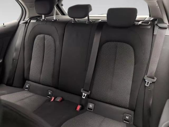 BMW Serie 1 118i 103 kW (140 CV) de segunda mano