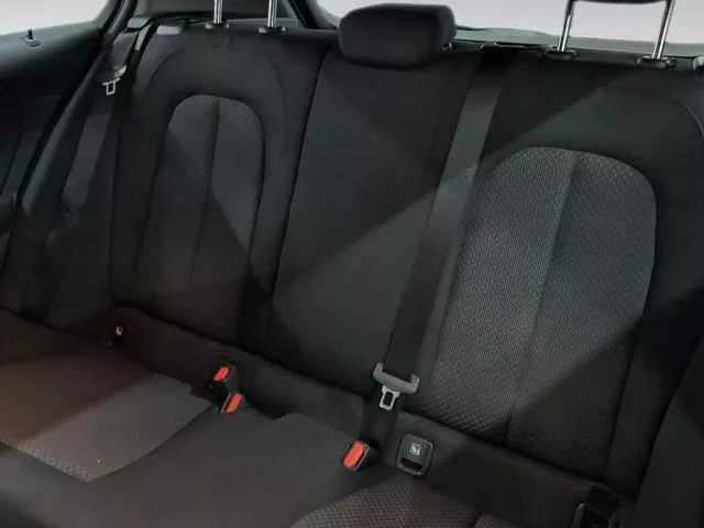 BMW Serie 1 118i 100 kW (136 CV) de segunda mano