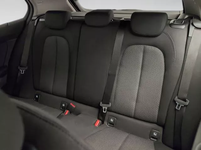 BMW Serie 1 118i 103 kW (140 CV) de segunda mano