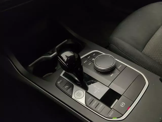 BMW Serie 1 118i 103 kW (140 CV) de segunda mano