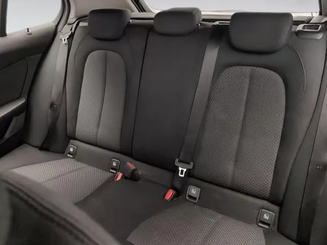 BMW Serie 1 118i 103 kW (140 CV) de segunda mano