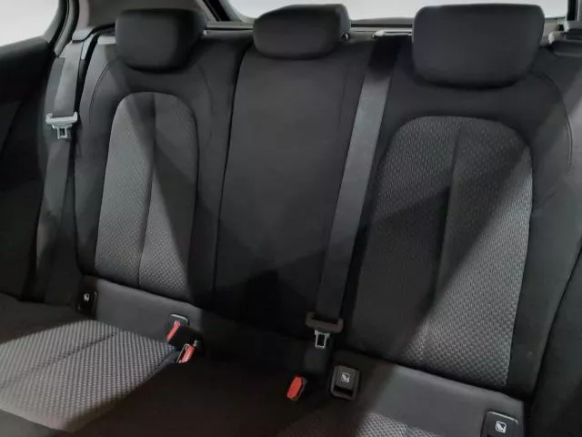 BMW Serie 1 118i 103 kW (140 CV) de segunda mano