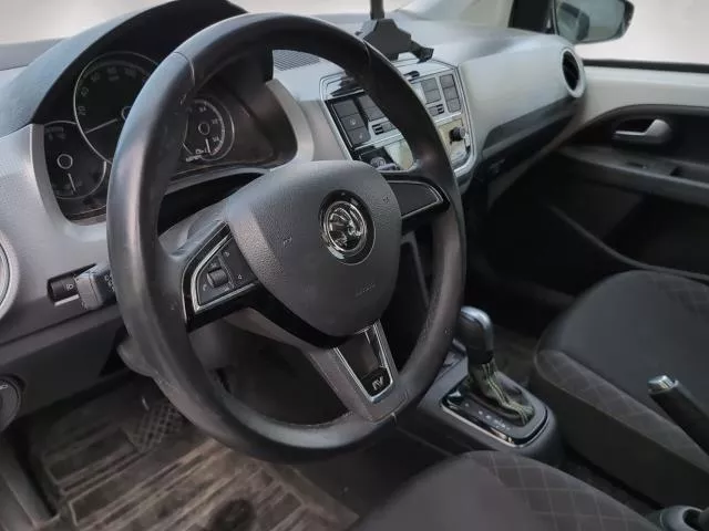 Skoda Citigo CITIGOe iV Style Auto 61 kW (83 CV) de segunda mano