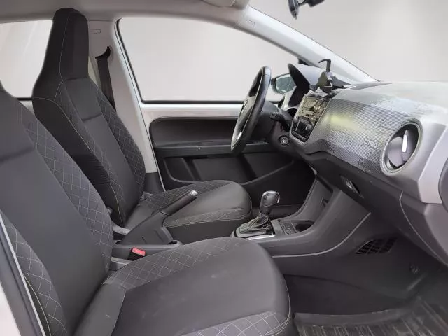 Skoda Citigo CITIGOe iV Style Auto 61 kW (83 CV) de segunda mano