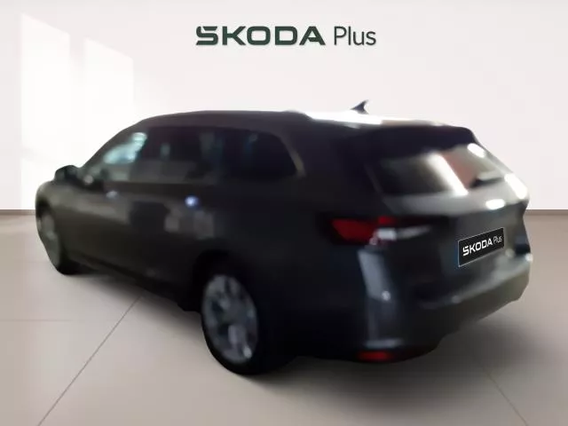 Skoda Superb 2.0 TDI Selection DSG 110 kW (150 CV) de segunda mano