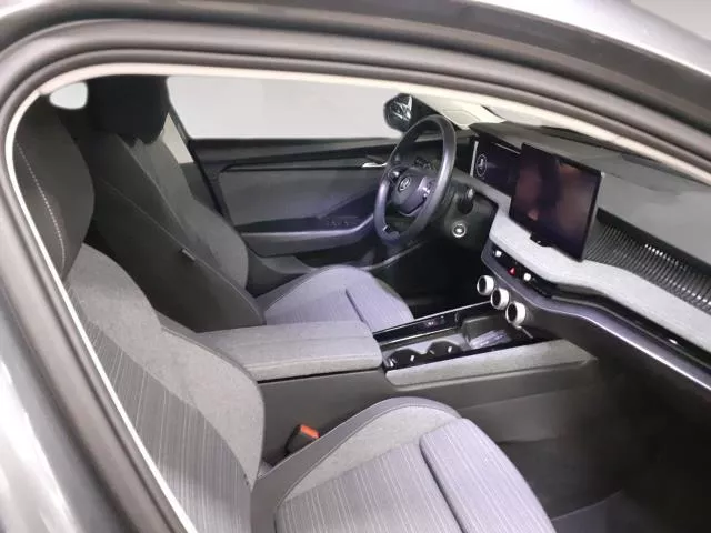 Skoda Superb 2.0 TDI Selection DSG 110 kW (150 CV) de segunda mano