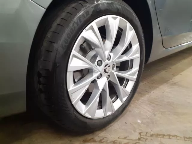 Skoda Superb 2.0 TDI Selection DSG 110 kW (150 CV) de segunda mano