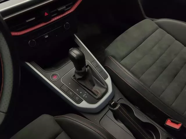 SEAT Arona 1.0 TSI S&S FR XL DSG 85 kW (115 CV) de segunda mano