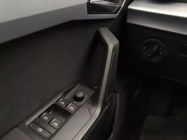 SEAT Arona 1.0 TSI S&S FR XL DSG 85 kW (115 CV) de segunda mano